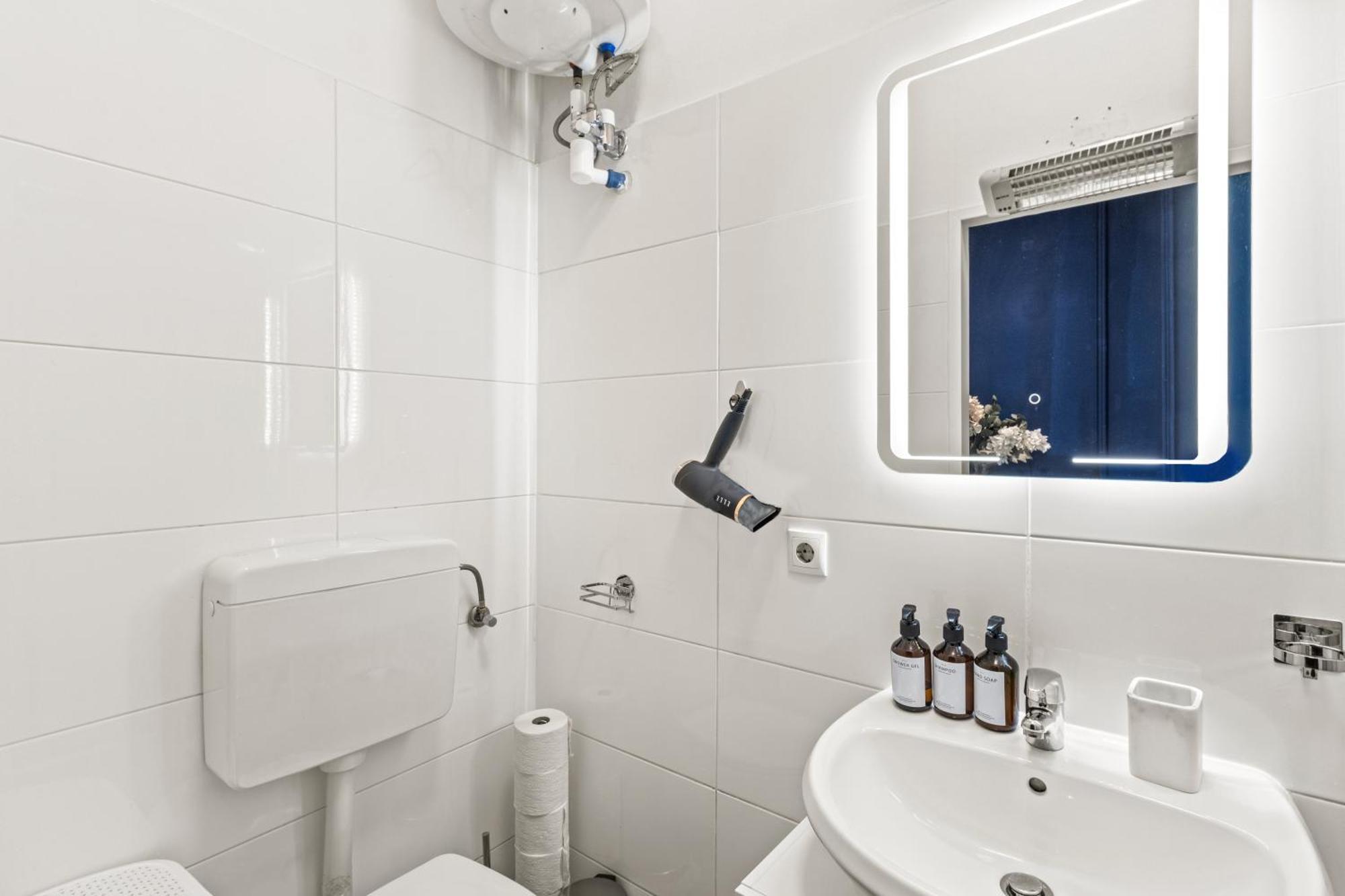 City Apartment - 2 Min To U1 Reumannplatz Vienna Exterior photo